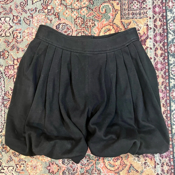 Viola Per Donna Balloon Shorts - Picture 2 of 4